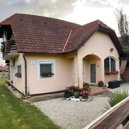 Liliana Apartman Balatonberény Exterior photo