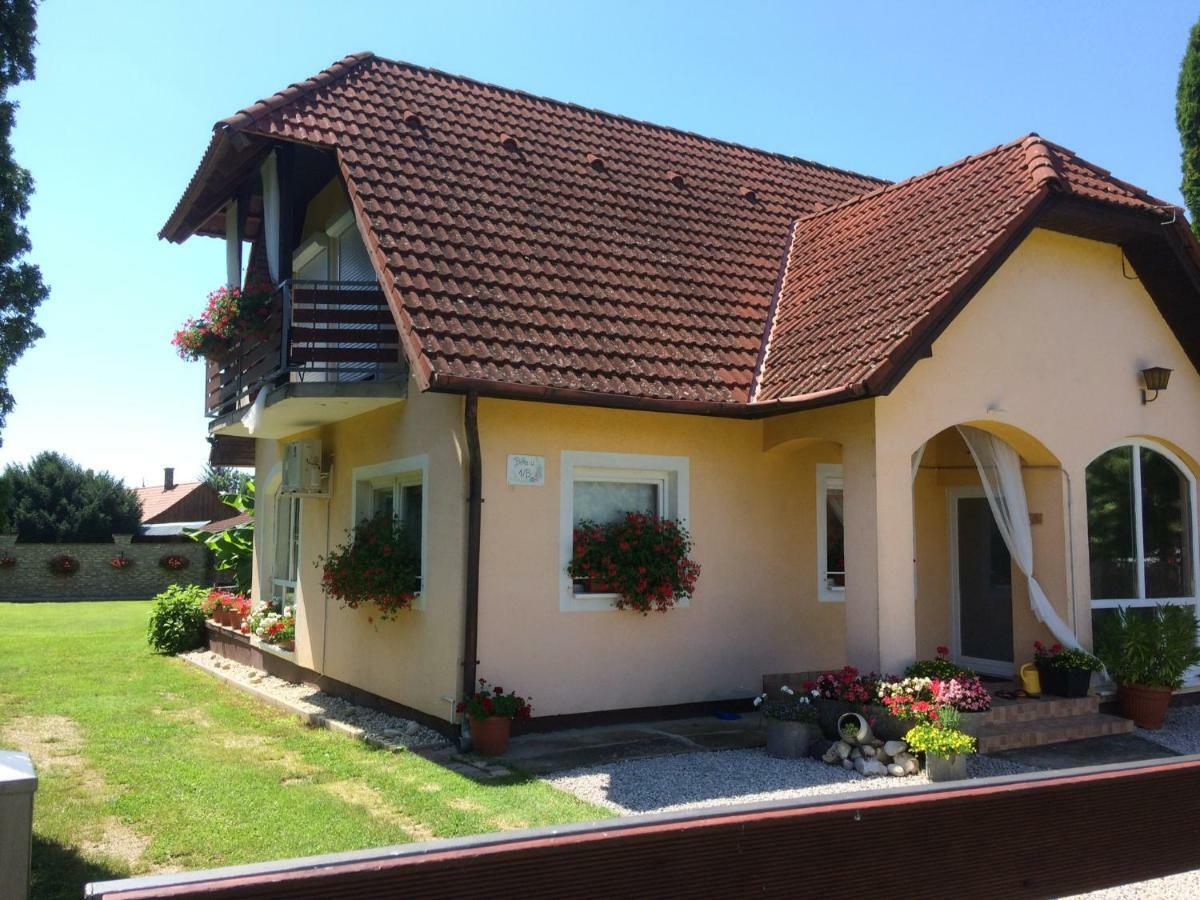 Liliana Apartman Balatonberény Exterior photo